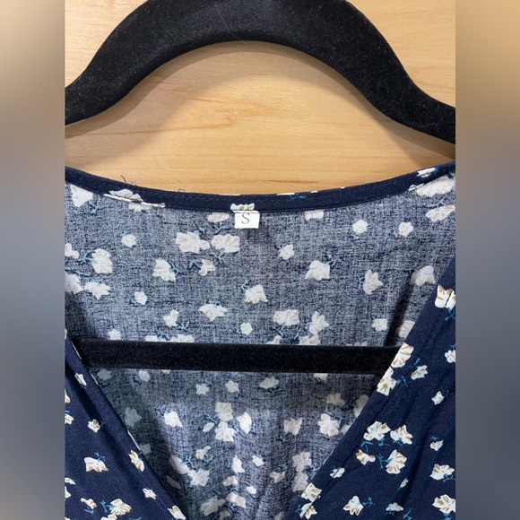 Navy floral ruffle trim midi dress - Picture 6 of 10